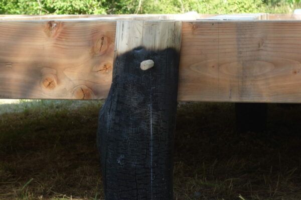 2507-Cabane-Mens-Préfabrication-pieux bois-chanvre-17