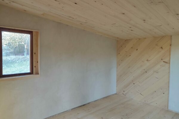 2512-Cabane-Mens-Préfabrication-pieux bois-chanvre-41